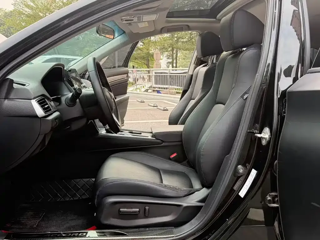 Honda Accord — фото 2