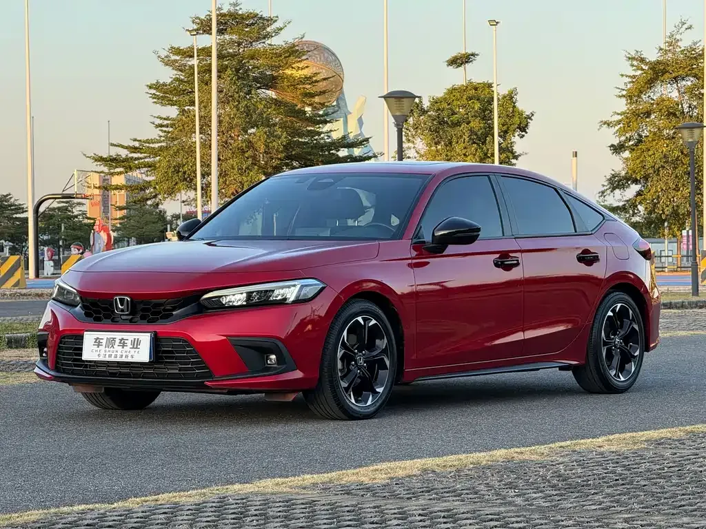 Honda Civic — фото 1