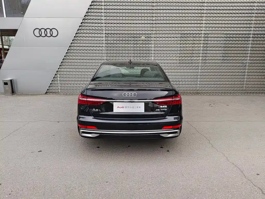 Audi A6L — фото 9