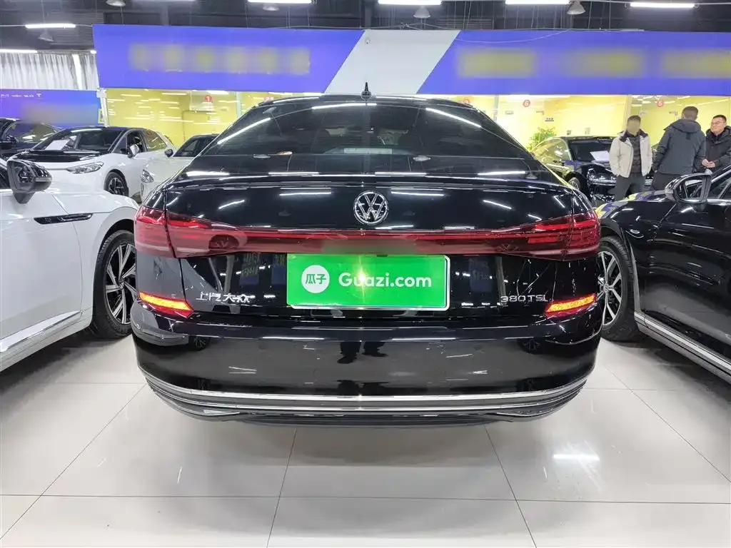 Volkswagen Passat — фото 5