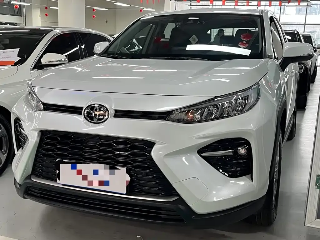 Toyota Wildlander — фото 1