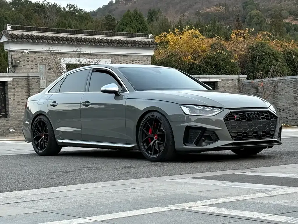 Audi S4 — фото 3