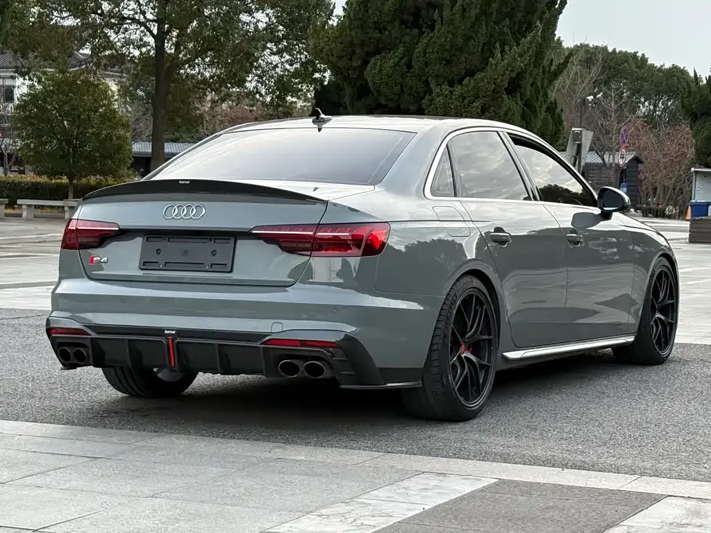 Audi S4 — фото 4