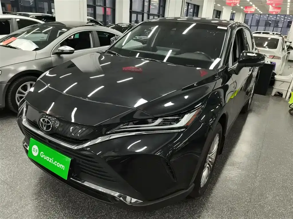 Toyota Harrier — фото 9
