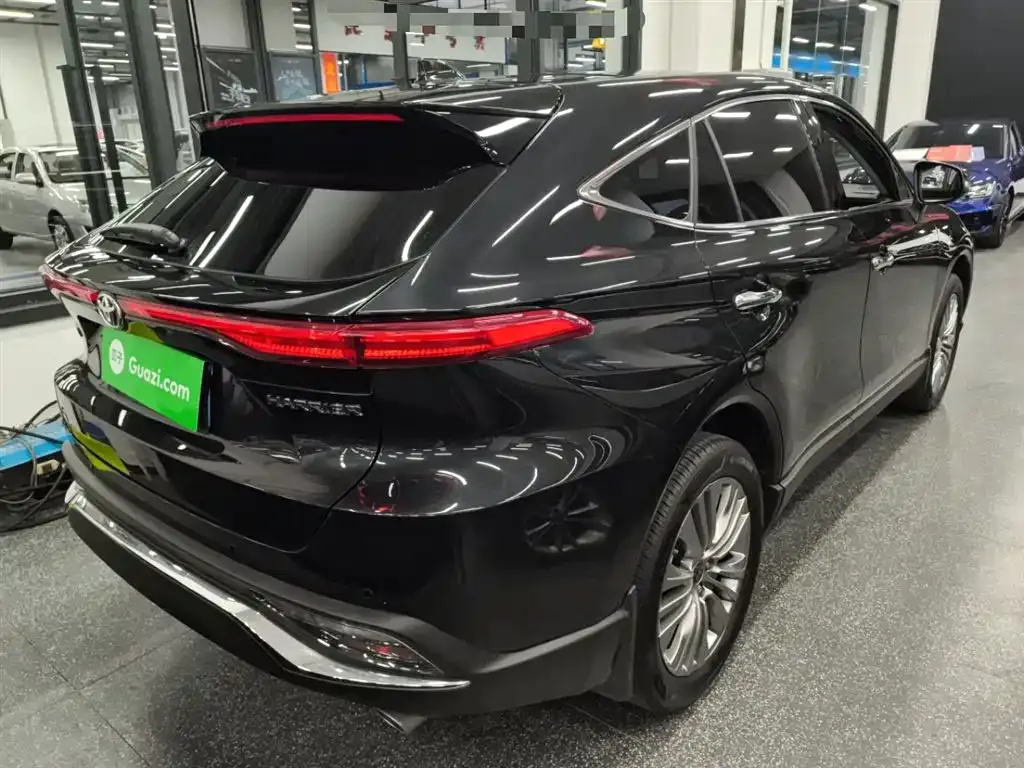 Toyota Harrier — фото 7