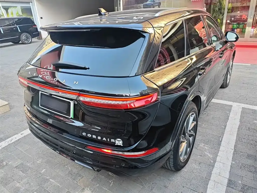 Lincoln Corsair Hybrid — фото 10
