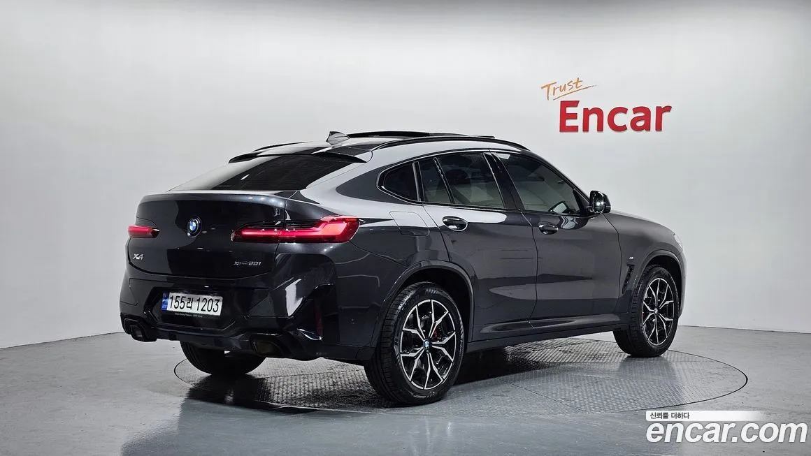 BMW X4 — фото 4