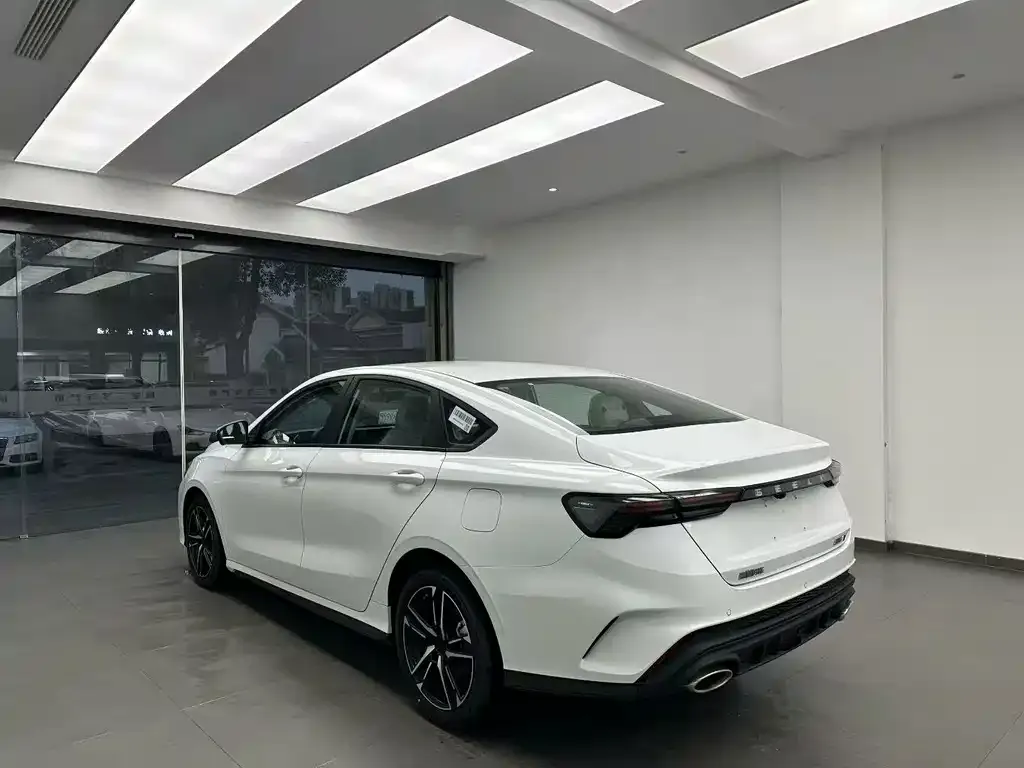 Geely Binrui — фото 9