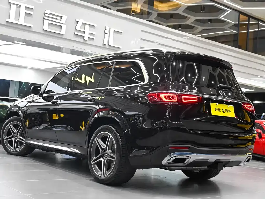 Mercedes-Benz GLS — фото 8