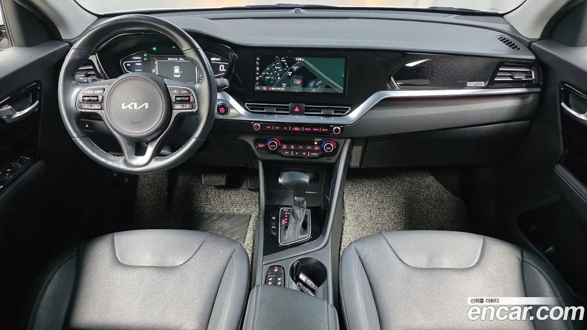 Kia Niro — фото 10