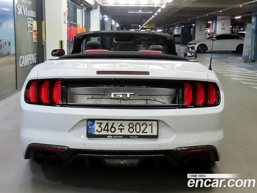 Ford Mustang — фото 10