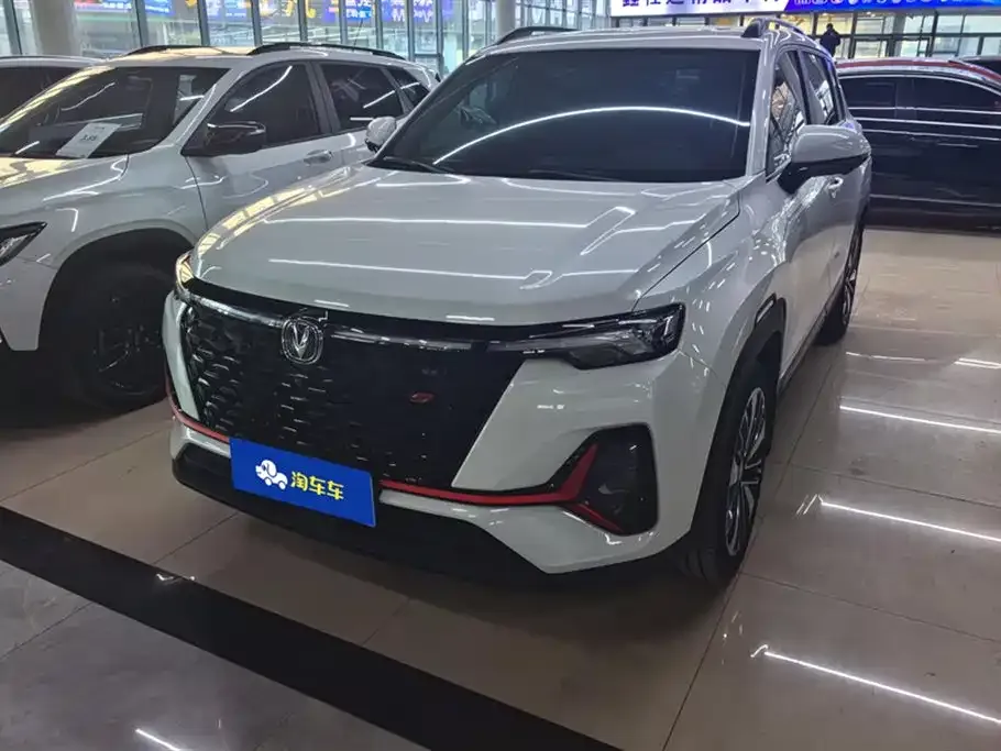 Changan CS35PLUS — фото 1