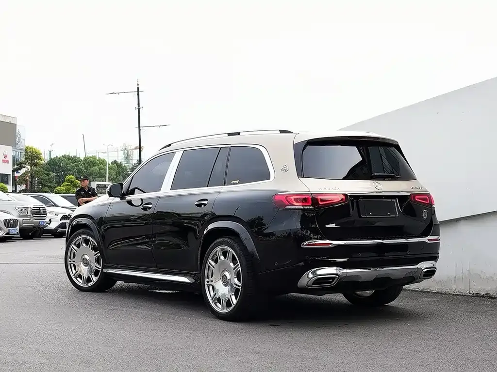 Mercedes-Benz GLS — фото 5