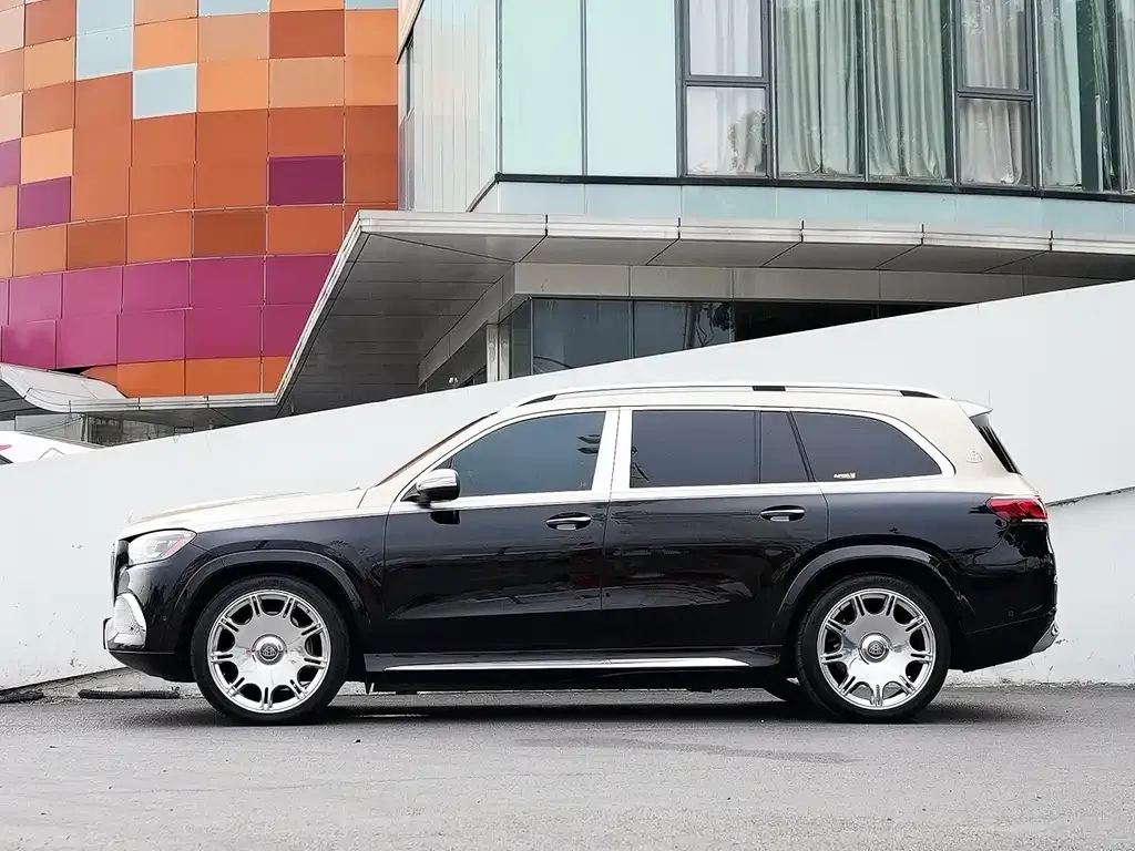 Mercedes-Benz GLS — фото 7