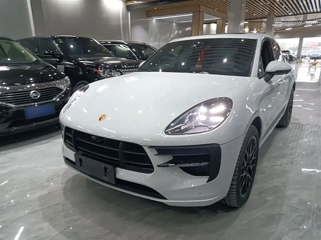 Porsche Macan — фото 1
