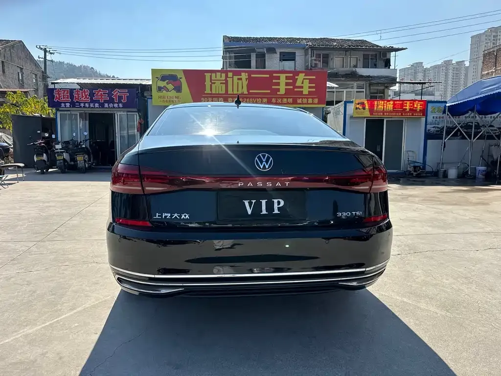 Volkswagen Passat — фото 4