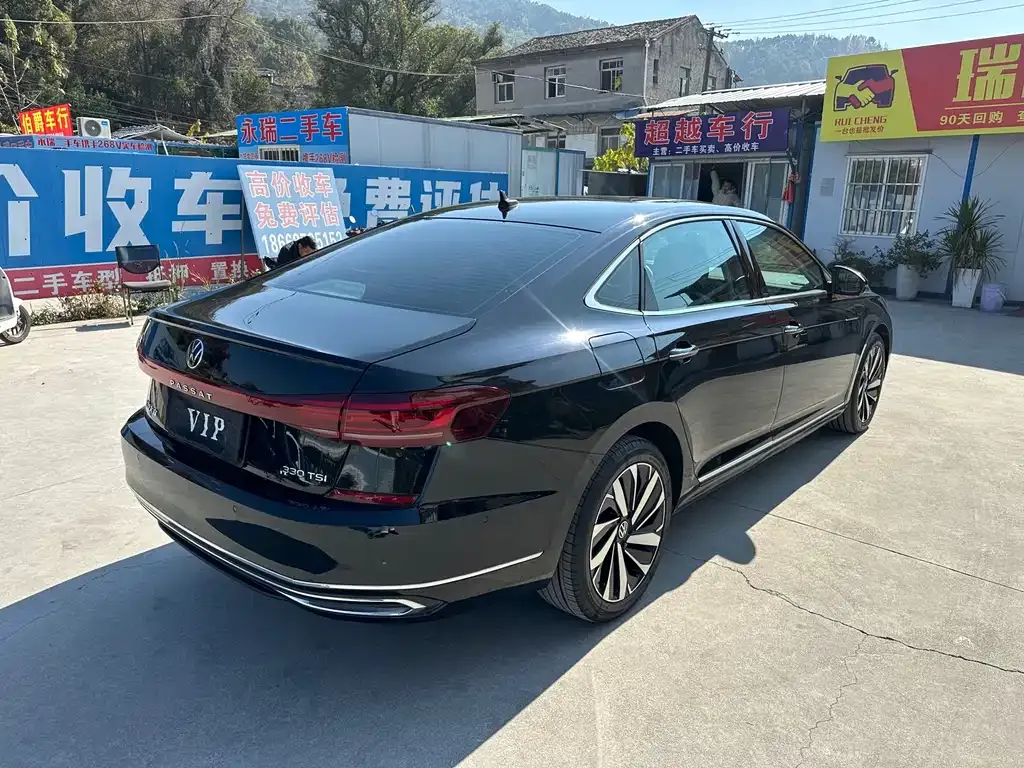 Volkswagen Passat — фото 7