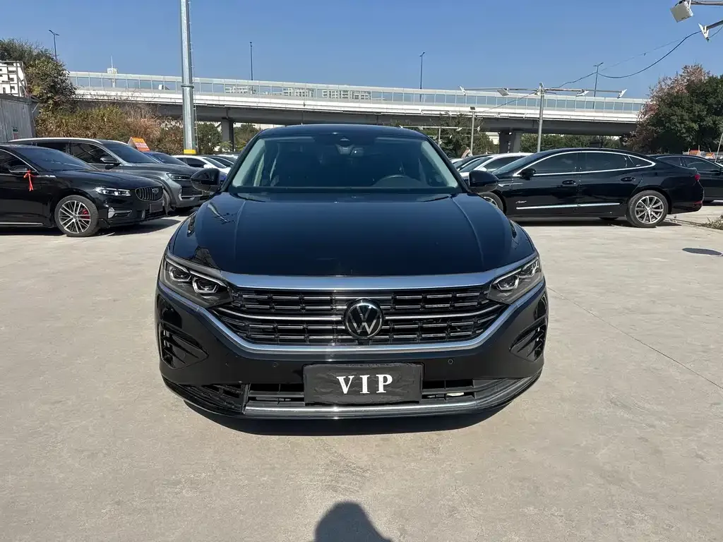 Volkswagen Passat — фото 9