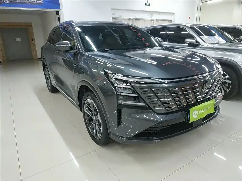 Changan CS75PLUS — фото 3