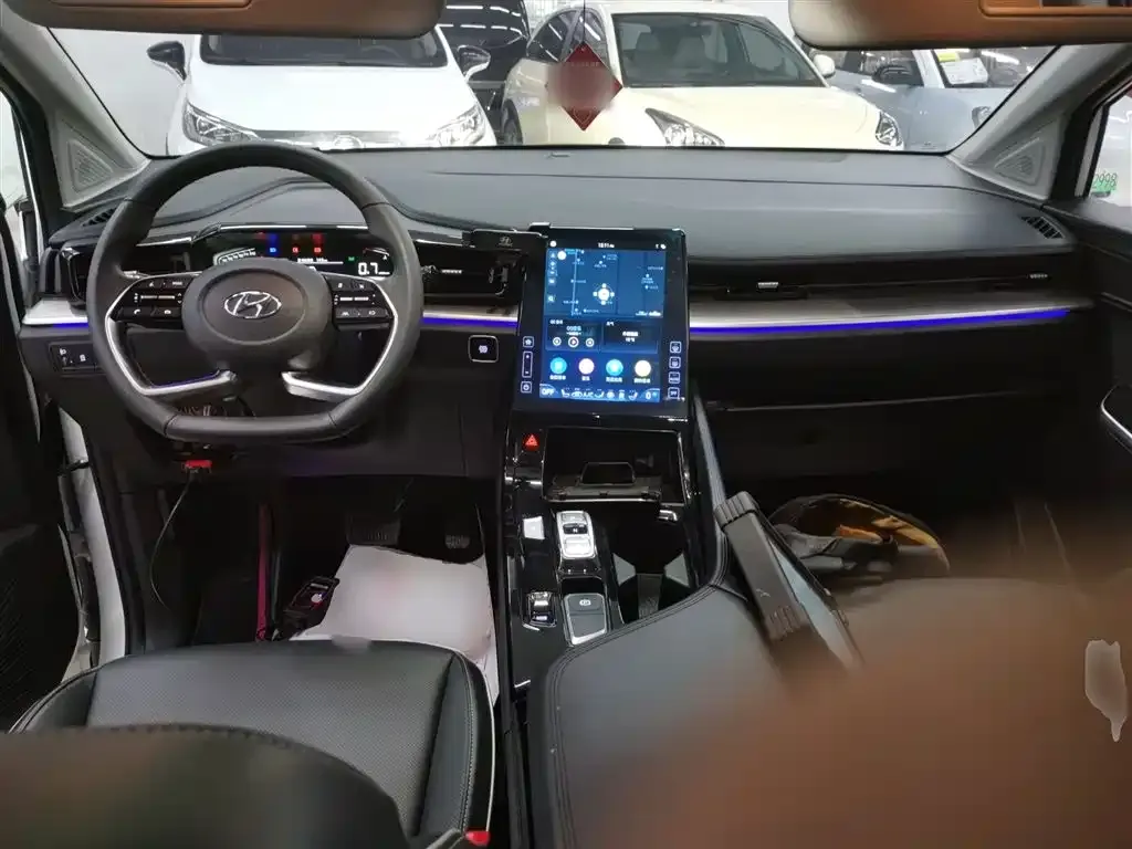 Hyundai Custo — фото 10