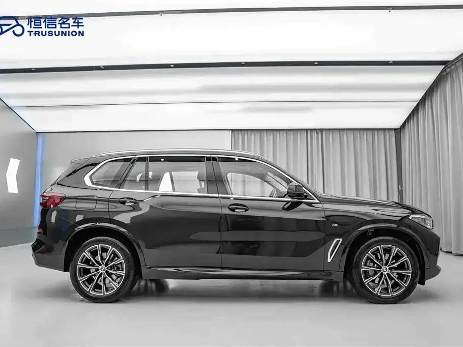 BMW X5 — фото 8