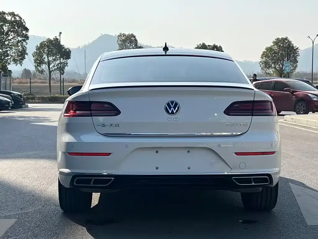 Volkswagen CC — фото 3