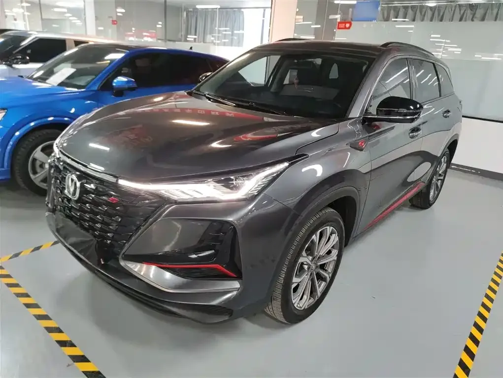 Changan CS75PLUS — фото 1
