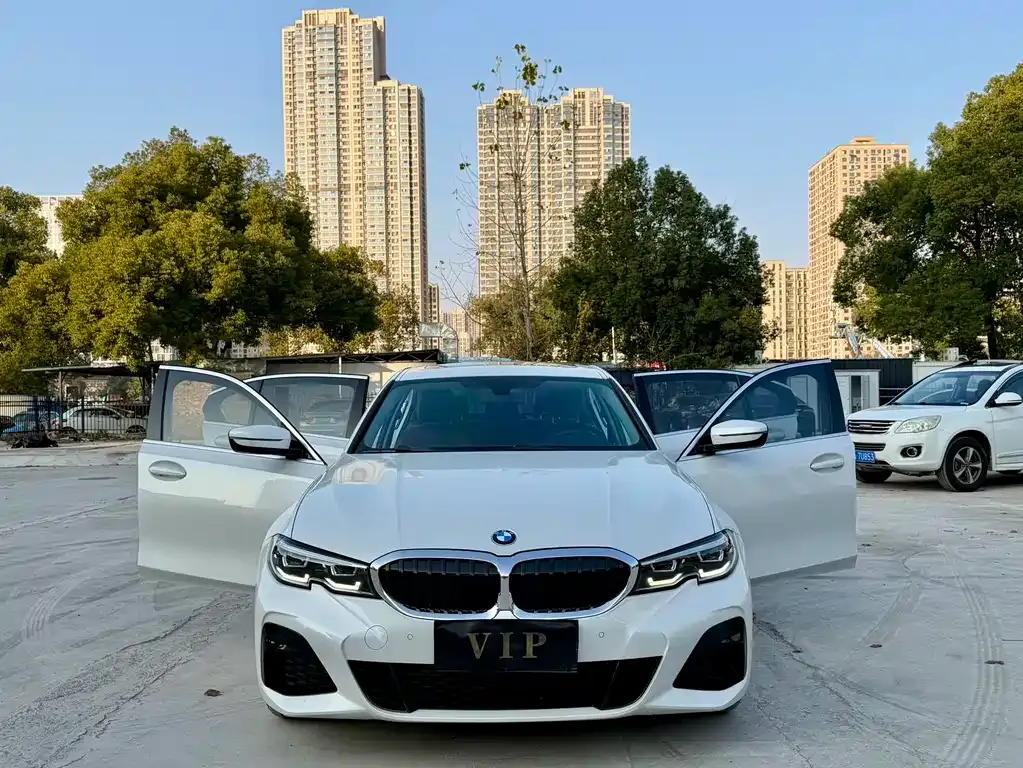BMW 3 Series — фото 10