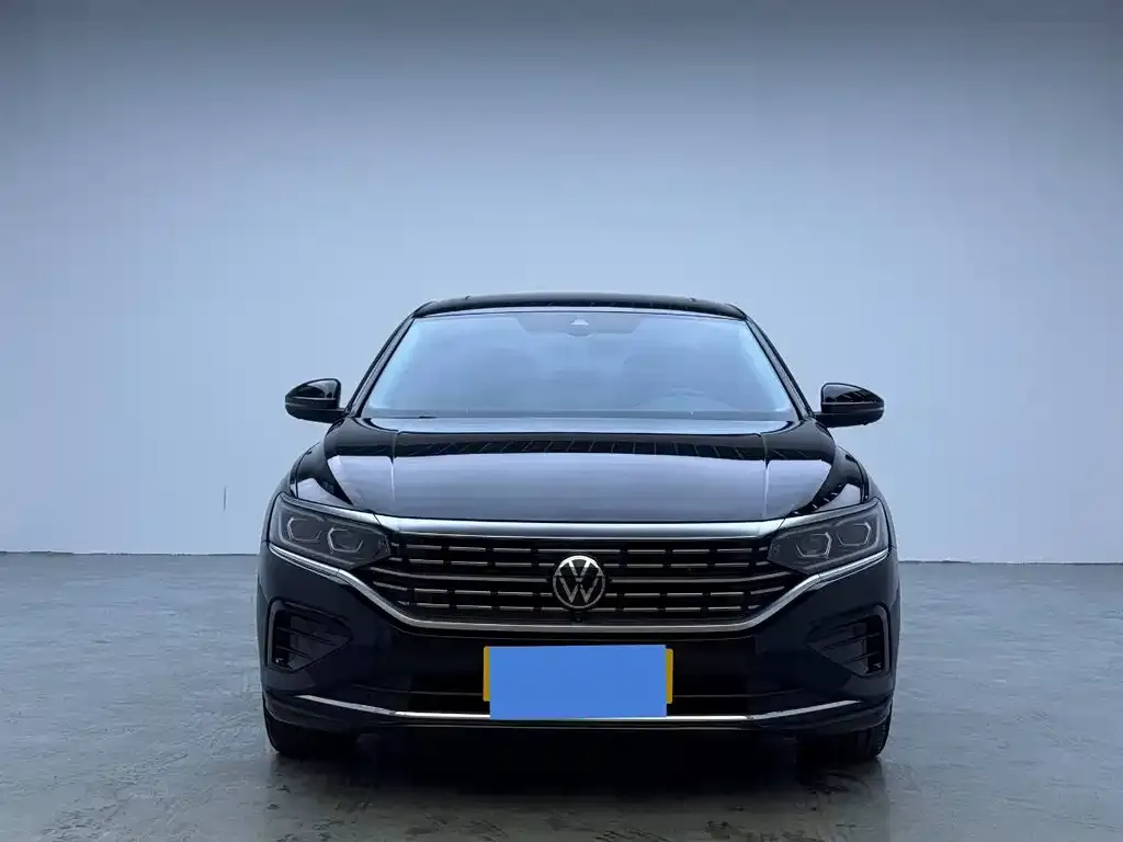 Volkswagen Passat — фото 2
