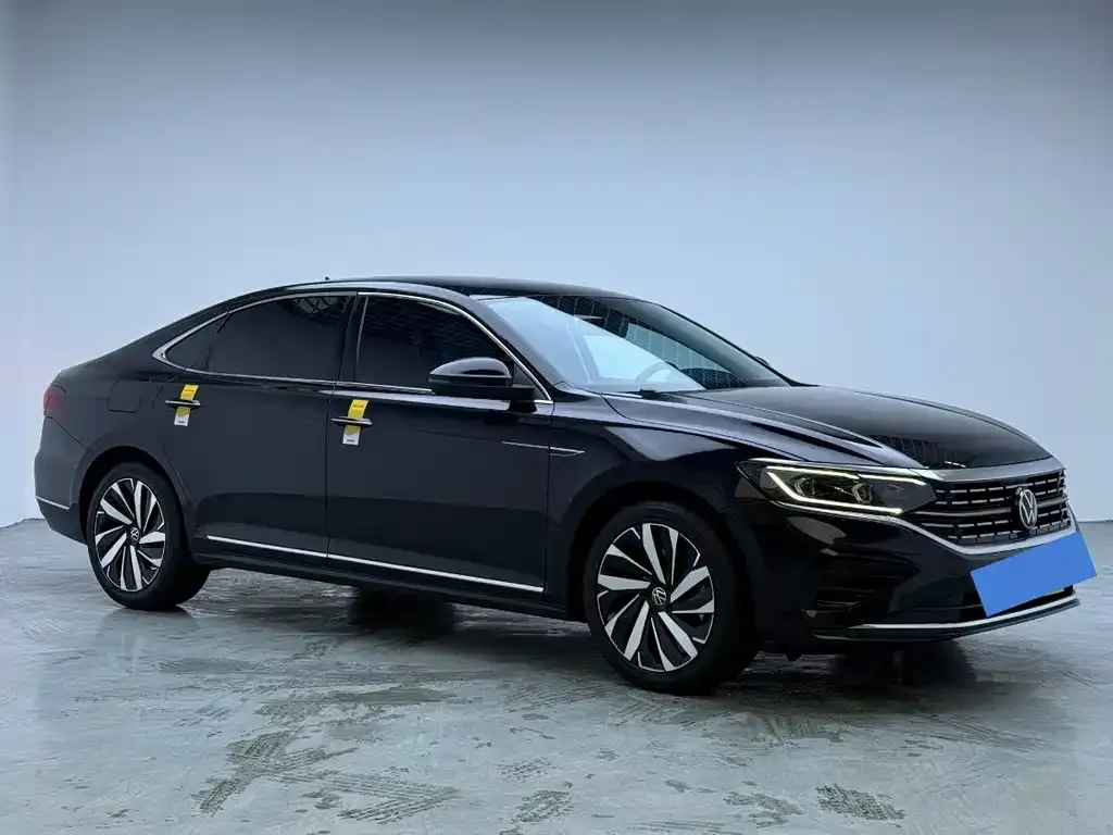 Volkswagen Passat — фото 6