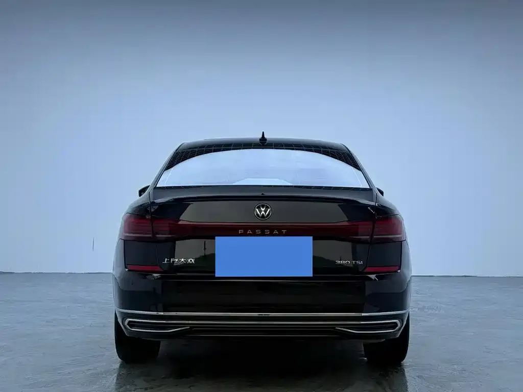 Volkswagen Passat — фото 3