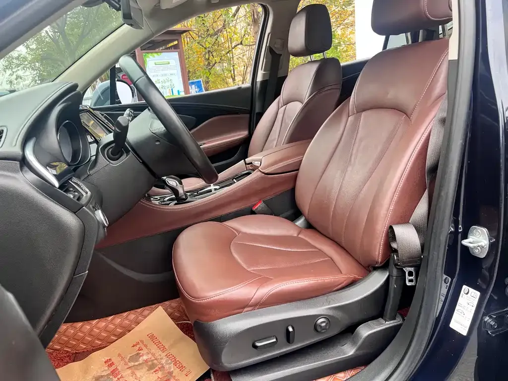 Buick Envision Plus — фото 9