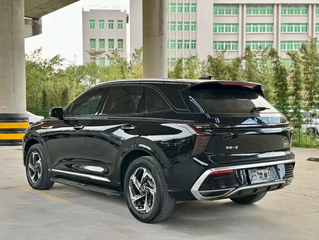Hongqi HS3 — фото 4