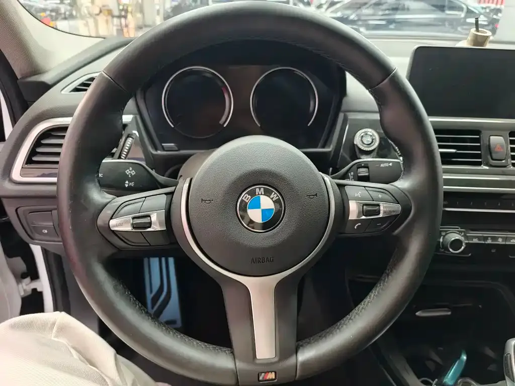 BMW 1 Series — фото 10