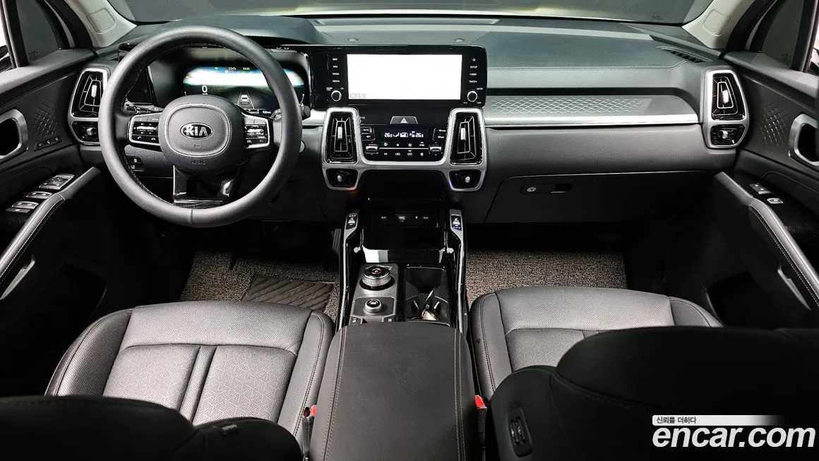 Kia Sorento — фото 7
