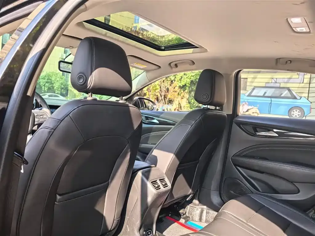 Buick Regal — фото 10