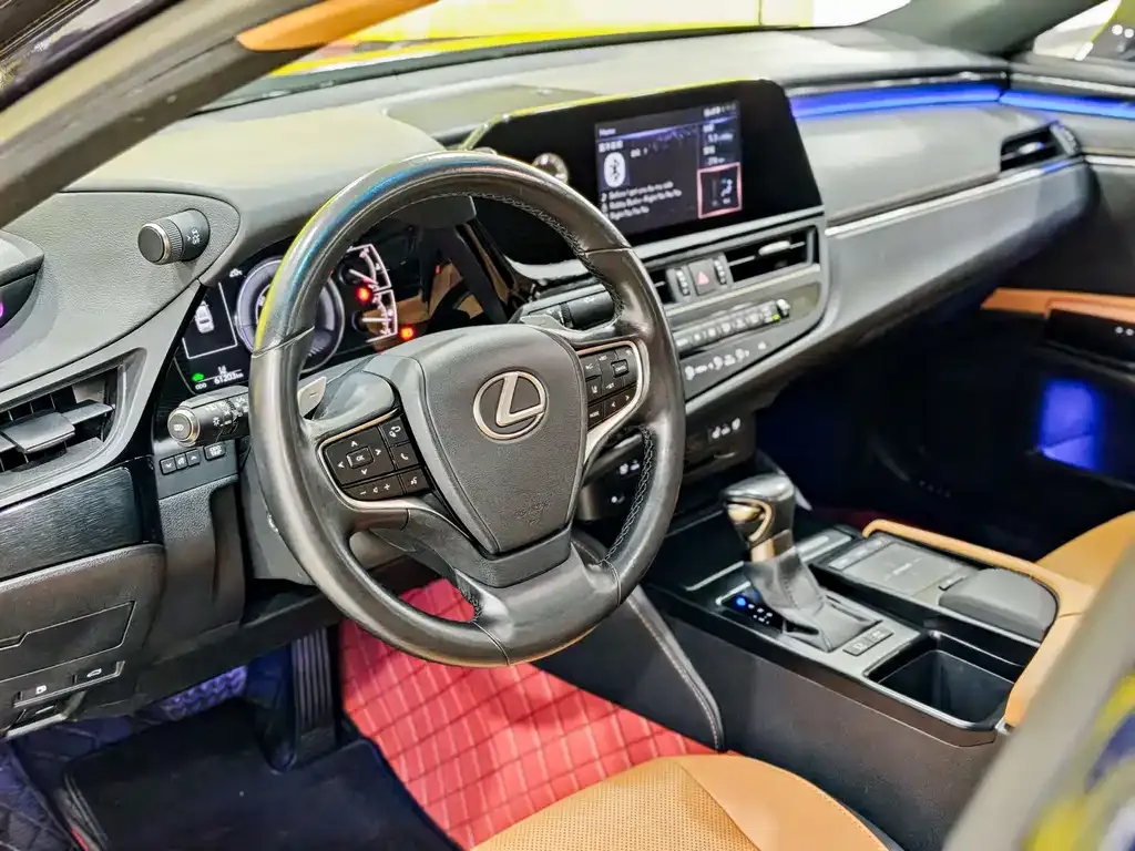 Lexus ES — фото 9