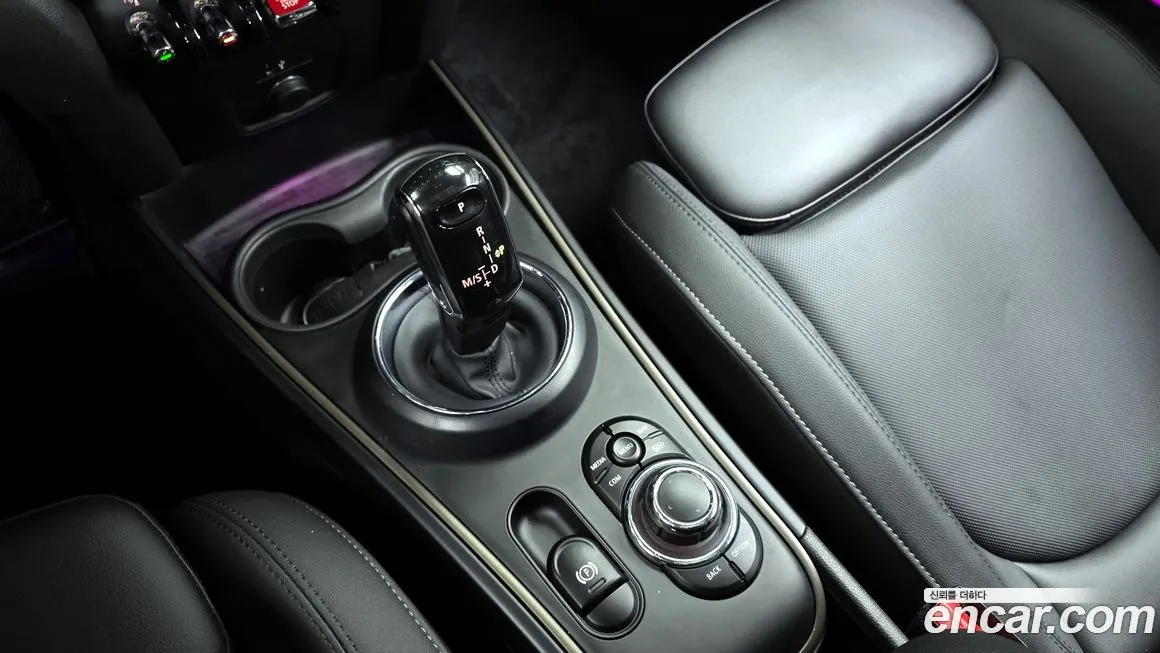 Mini Countryman — фото 7