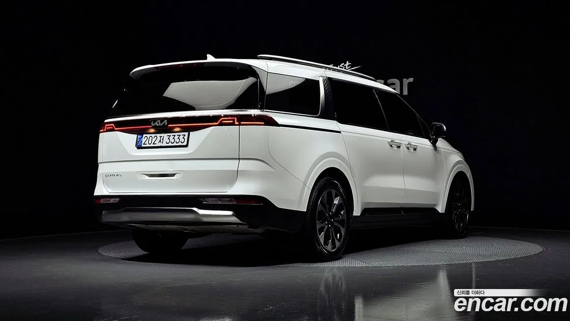 Kia Carnival — фото 3