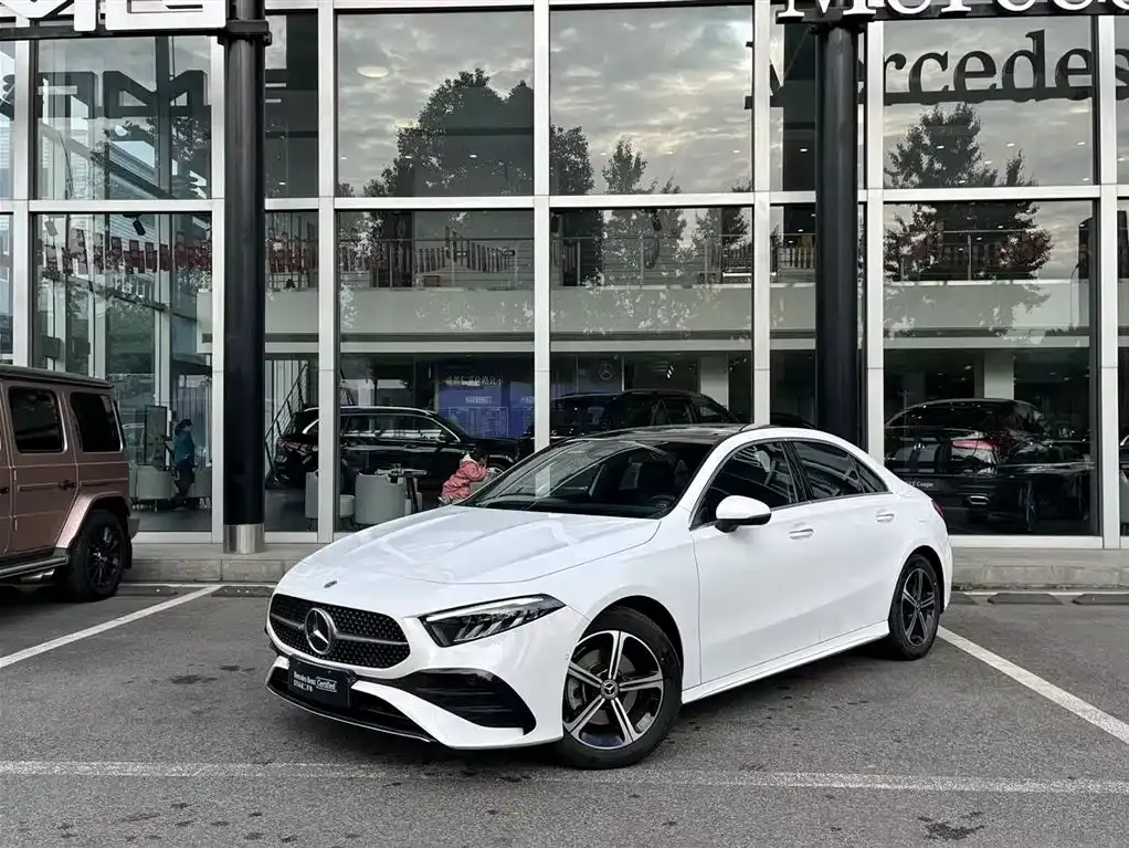 Mercedes-Benz A-Class — фото 1