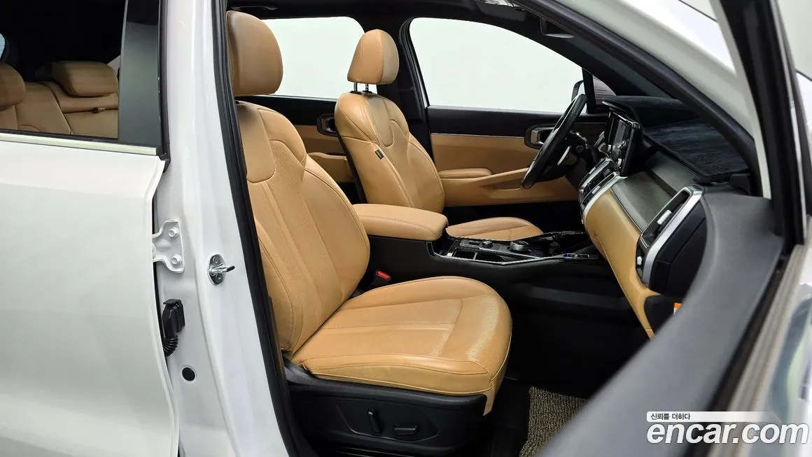Kia Sorento — фото 6