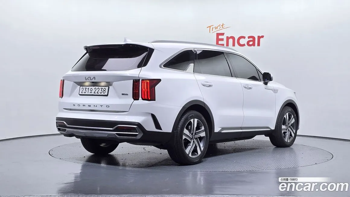 Kia Sorento — фото 7