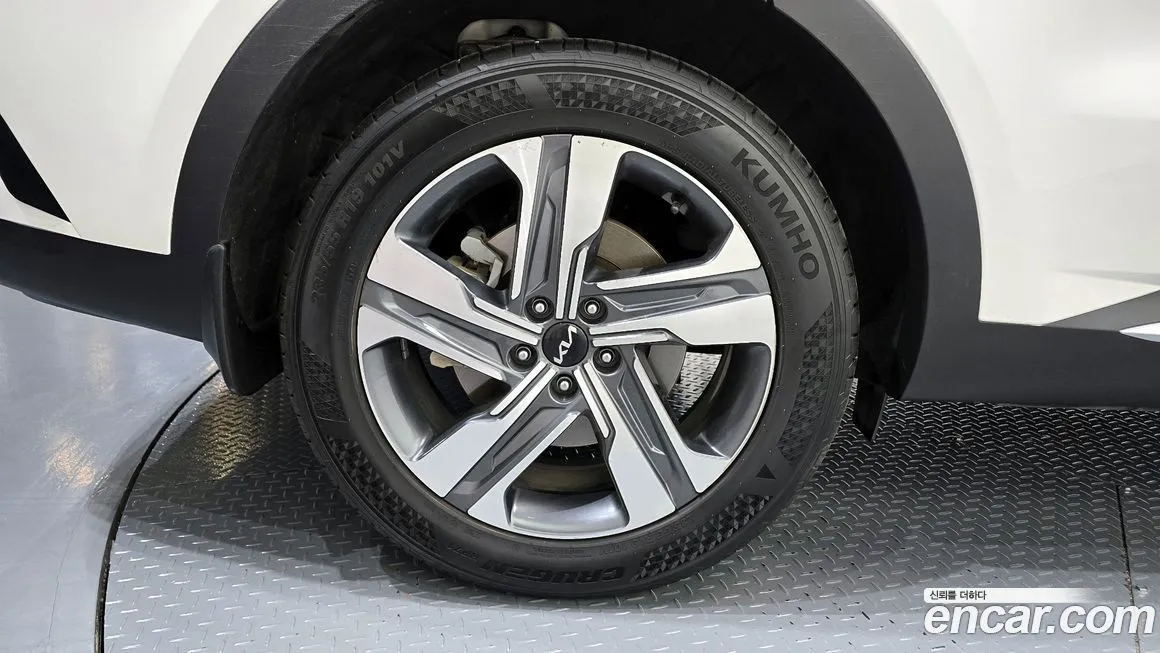 Kia Sorento — фото 8