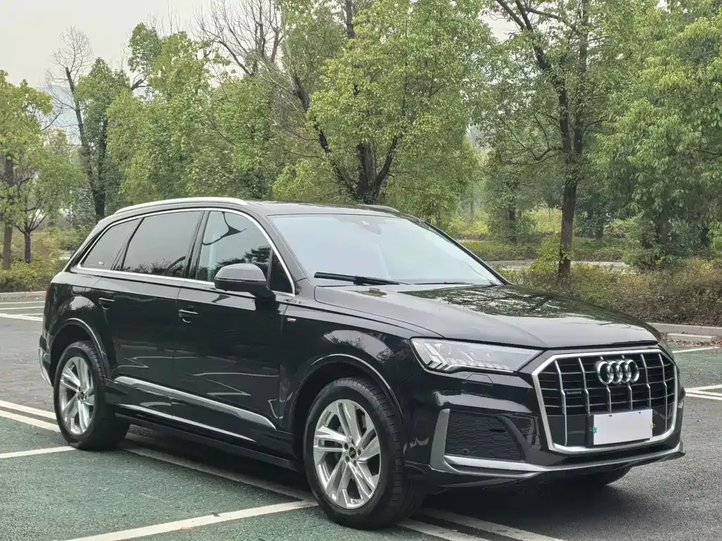 Audi Q7 — фото 4