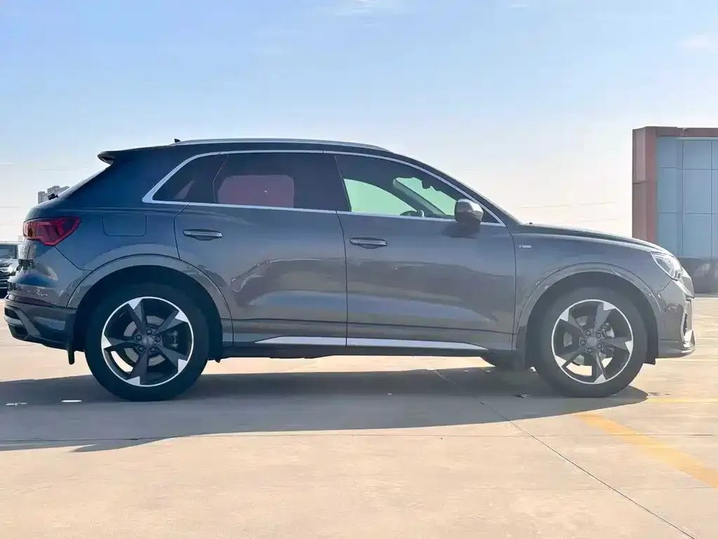 Audi Q3 — фото 3