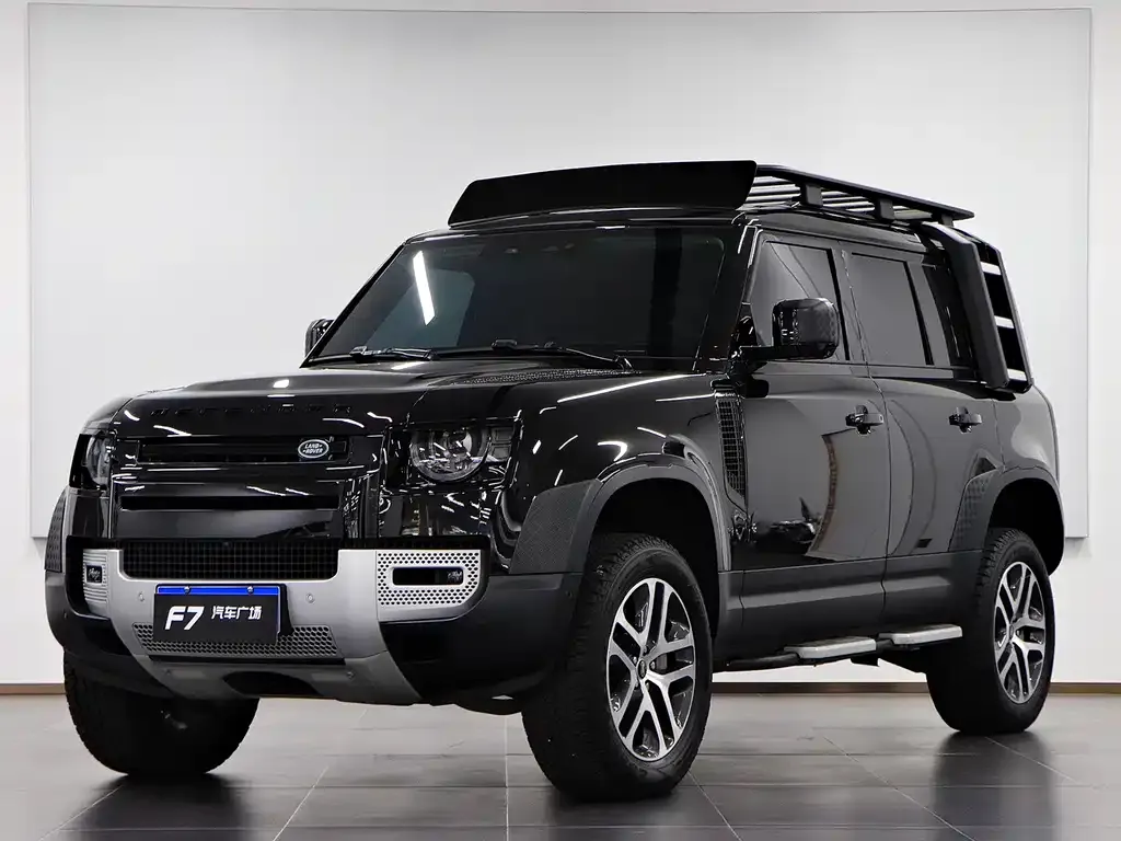 Land Rover Defender — фото 1