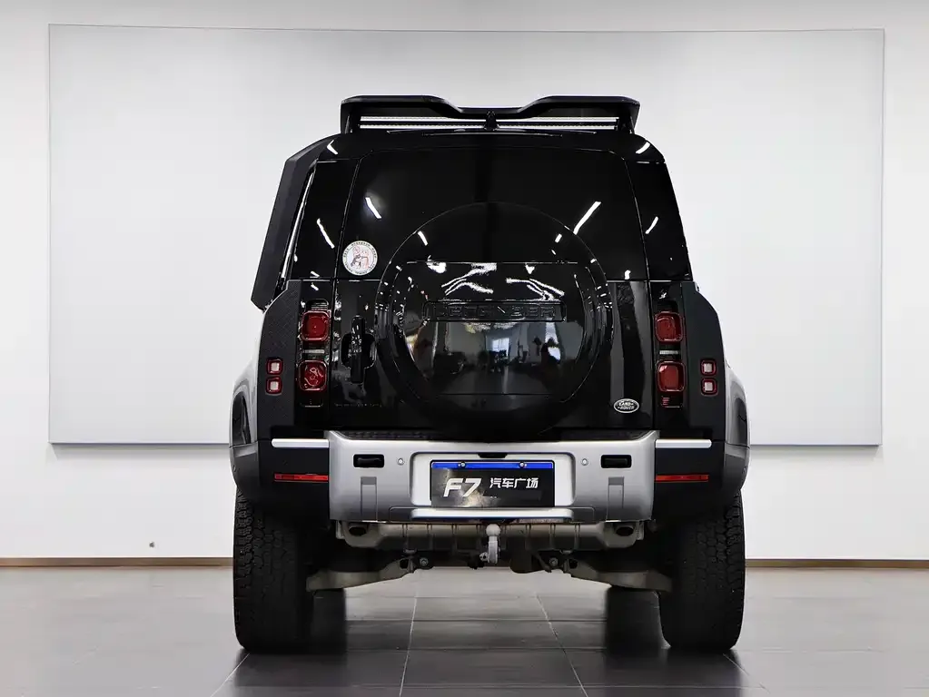 Land Rover Defender — фото 3