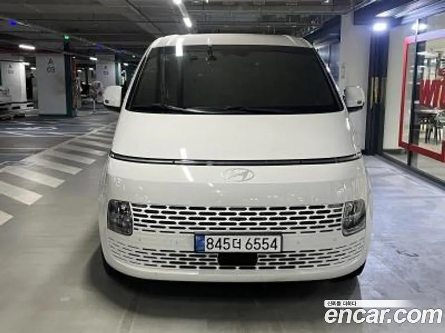 Hyundai Staria — фото 2