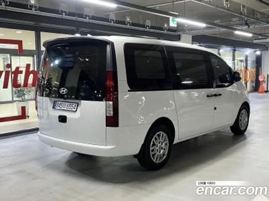 Hyundai Staria — фото 4