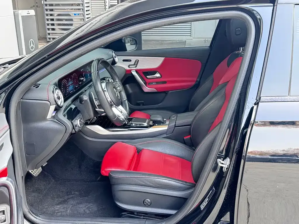Mercedes-Benz A-Class AMG — фото 10
